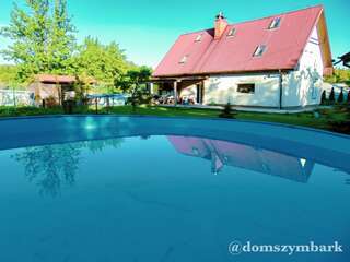 Фото Виллы Dom caloroczny w Szymbarku г. Шимбарк